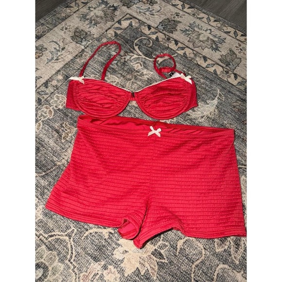 Dippin Daisy Other - Dippin' Daisies Luisa Red Bikini Set Shorts Underwire Top